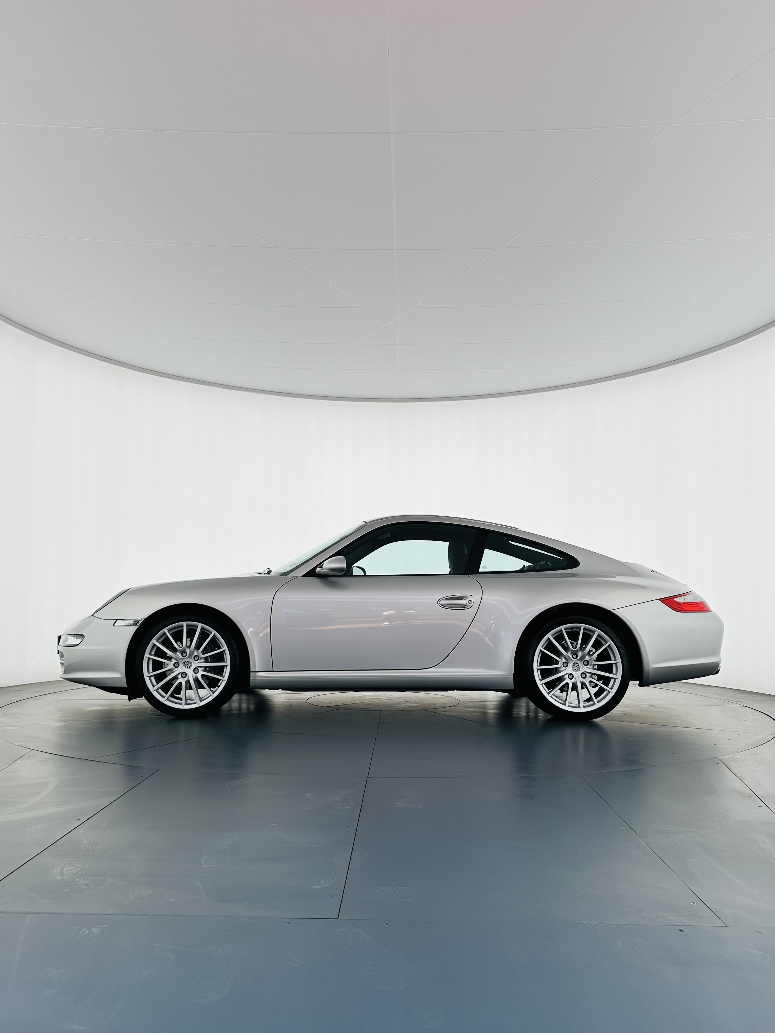 PORSCHE 997 CARRERA CARRERA, 2007: photo 2 from another angle