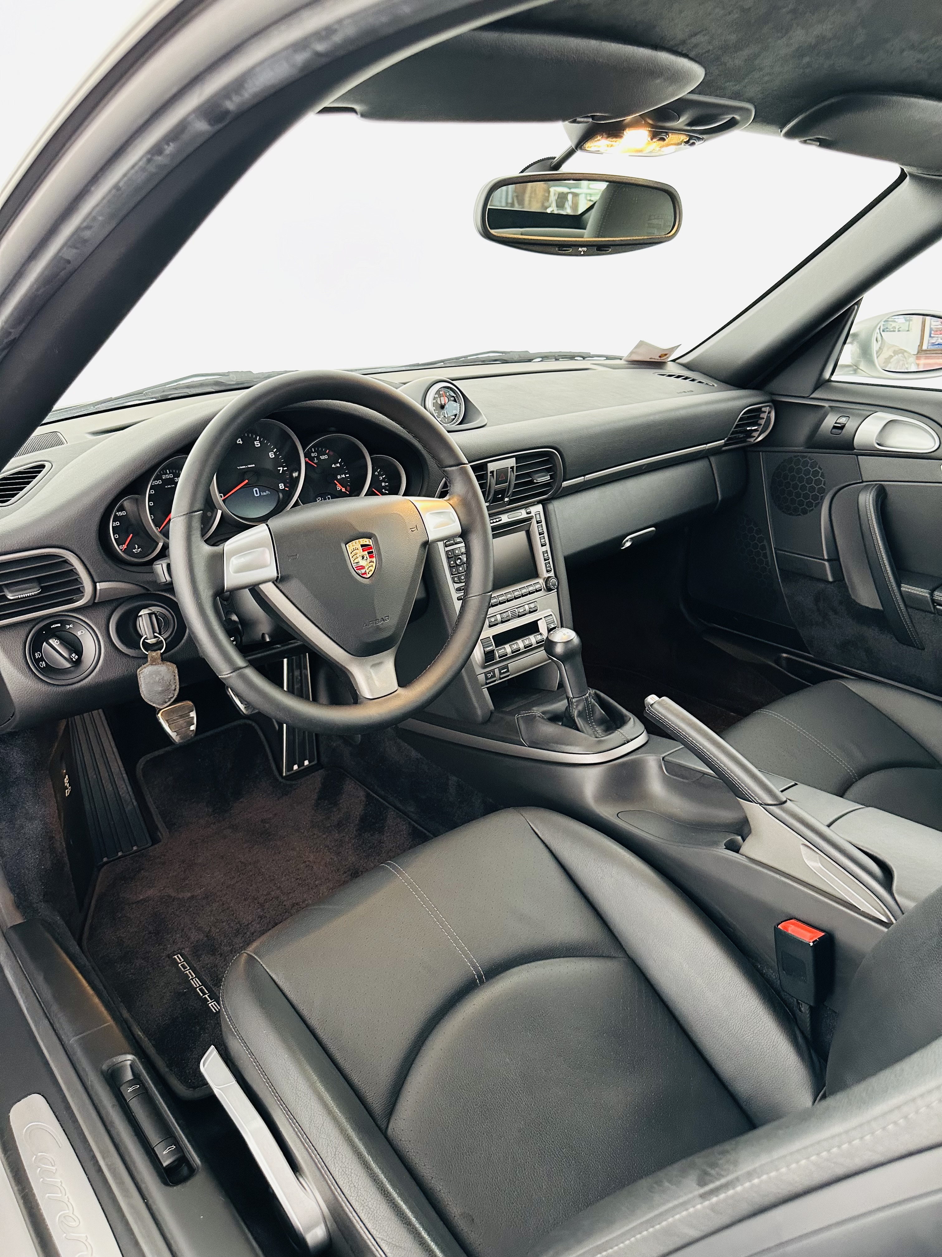 PORSCHE 997 CARRERA CARRERA, 2007: photo 12 from another angle