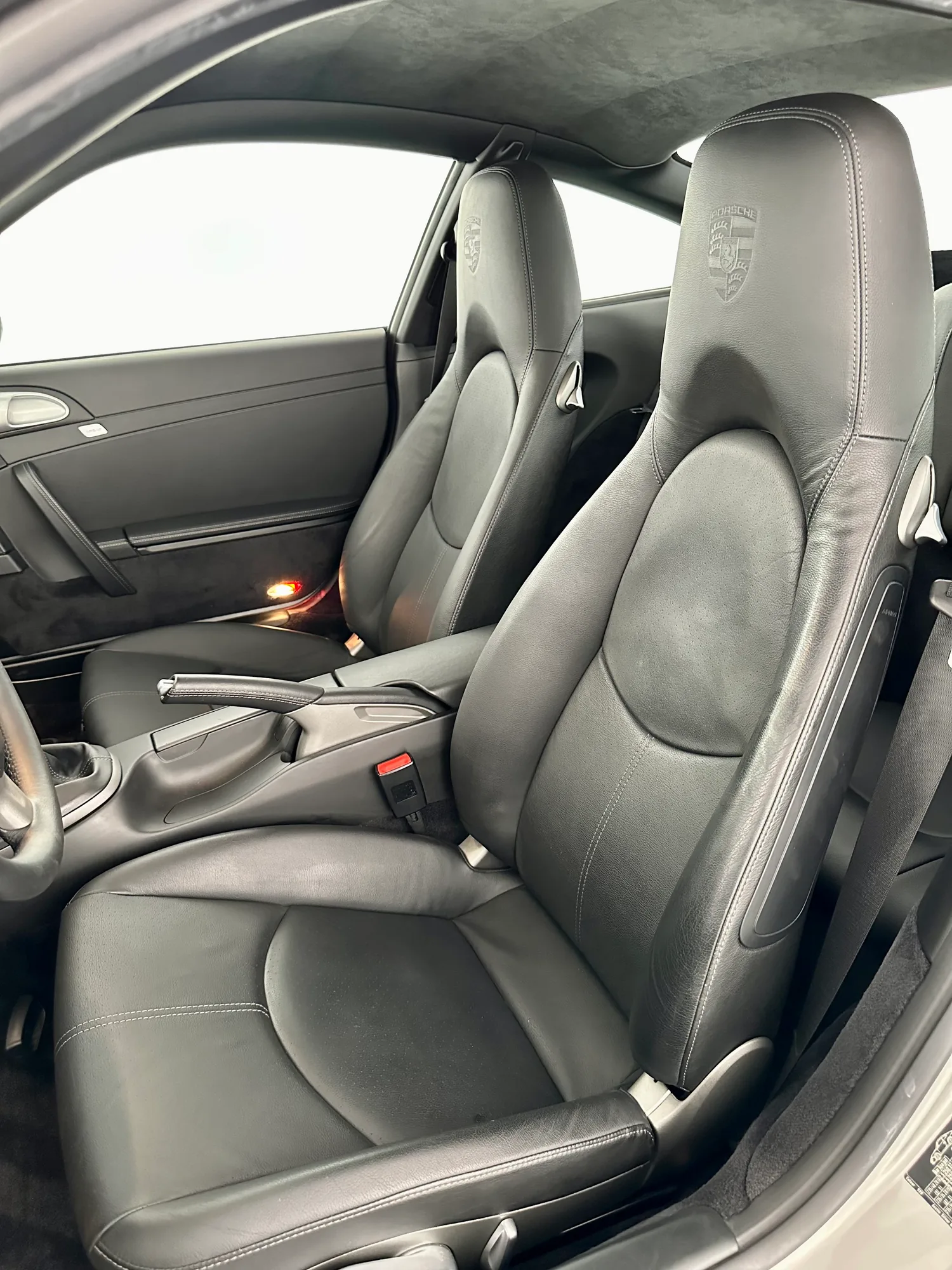 PORSCHE 997 CARRERA CARRERA, 2007: photo 14 from another angle
