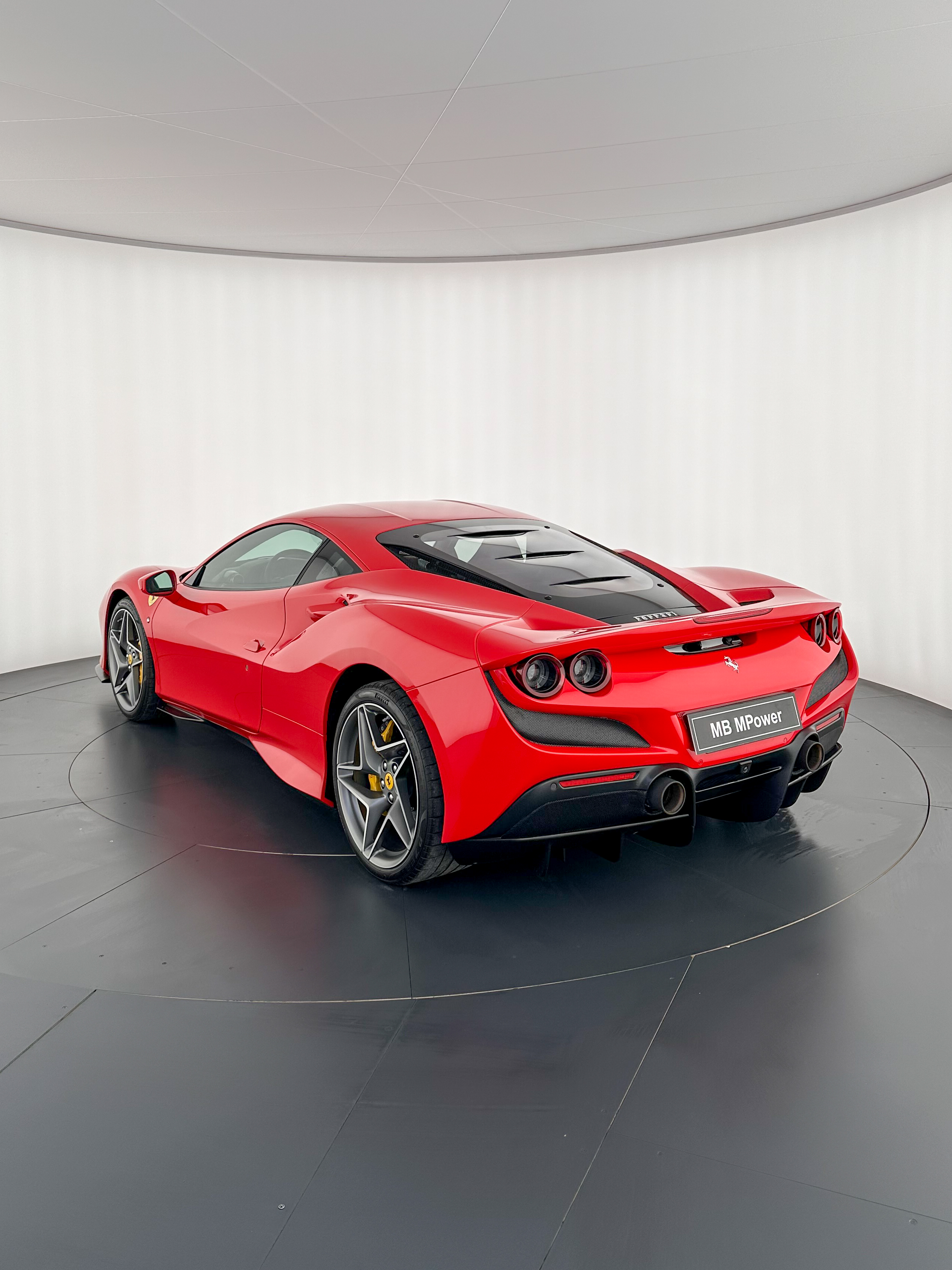 Ferrari F8, 2022: photo 7 from another angle