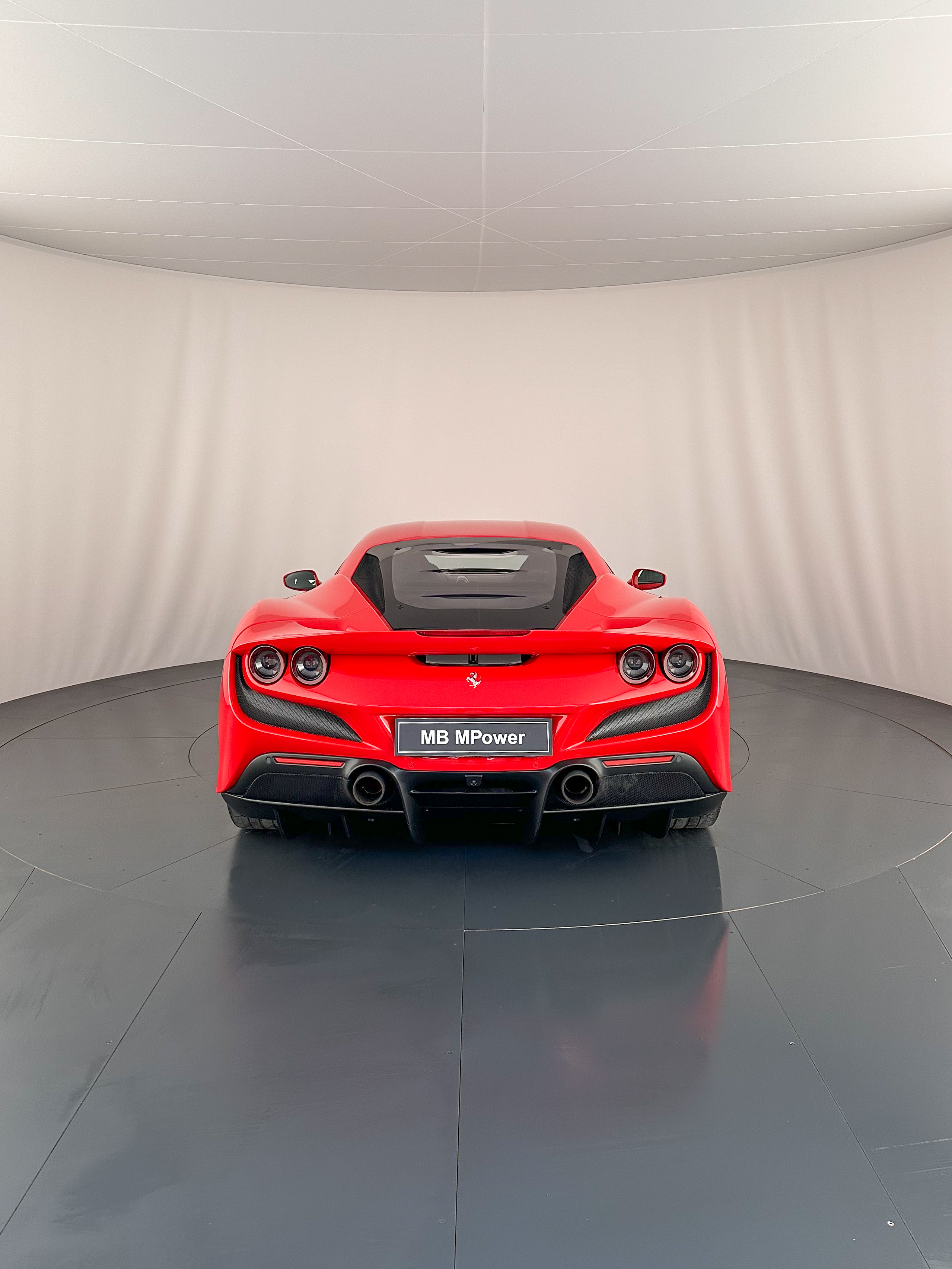 Ferrari F8, 2022: photo 8 from another angle