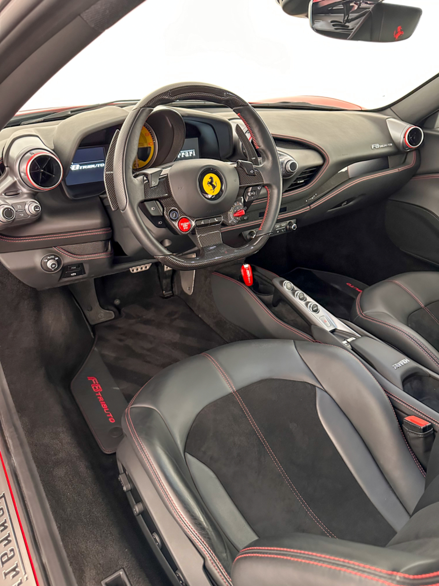 Ferrari F8, 2022: photo 12 from another angle