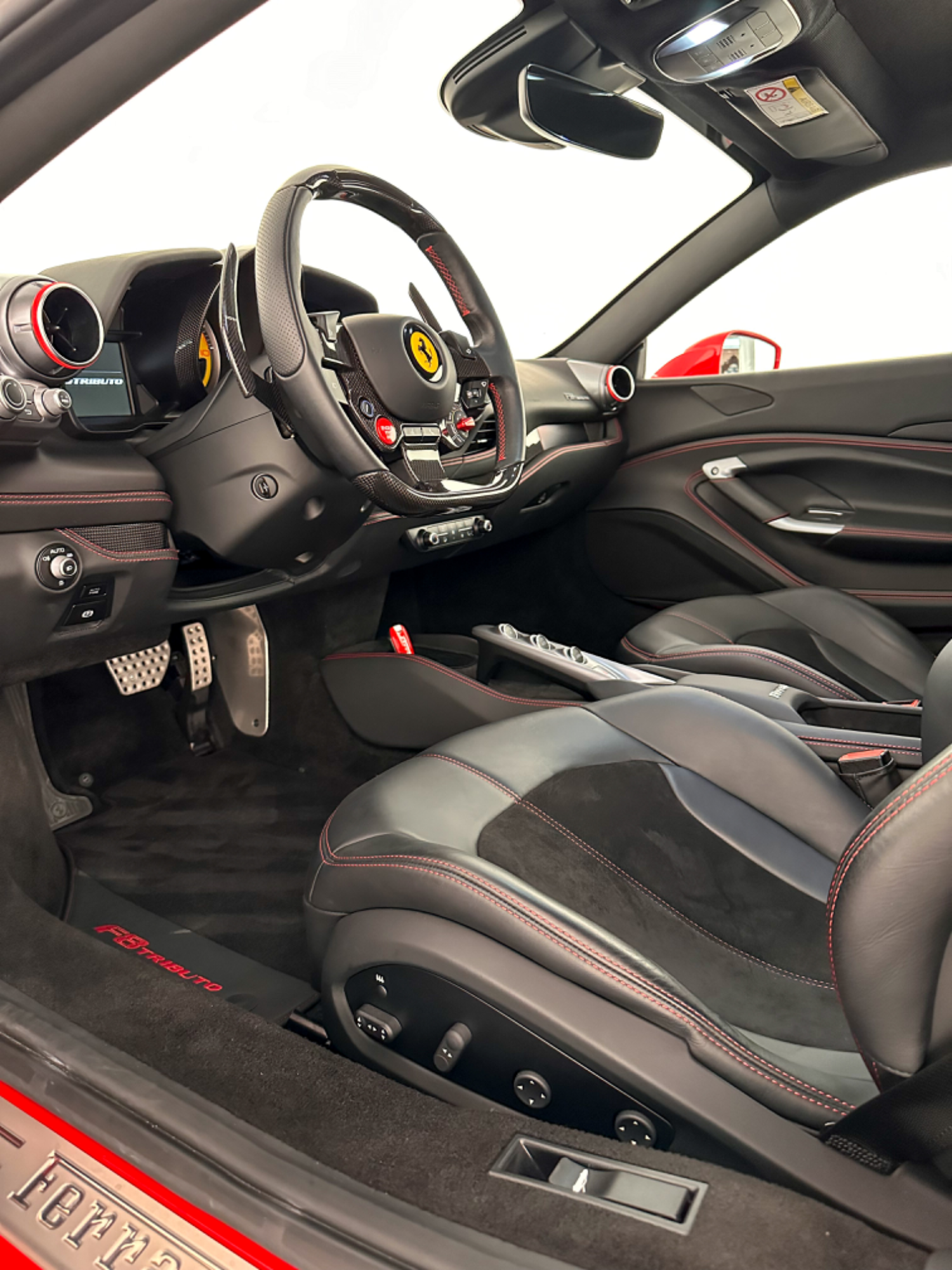 Ferrari F8, 2022: photo 13 from another angle