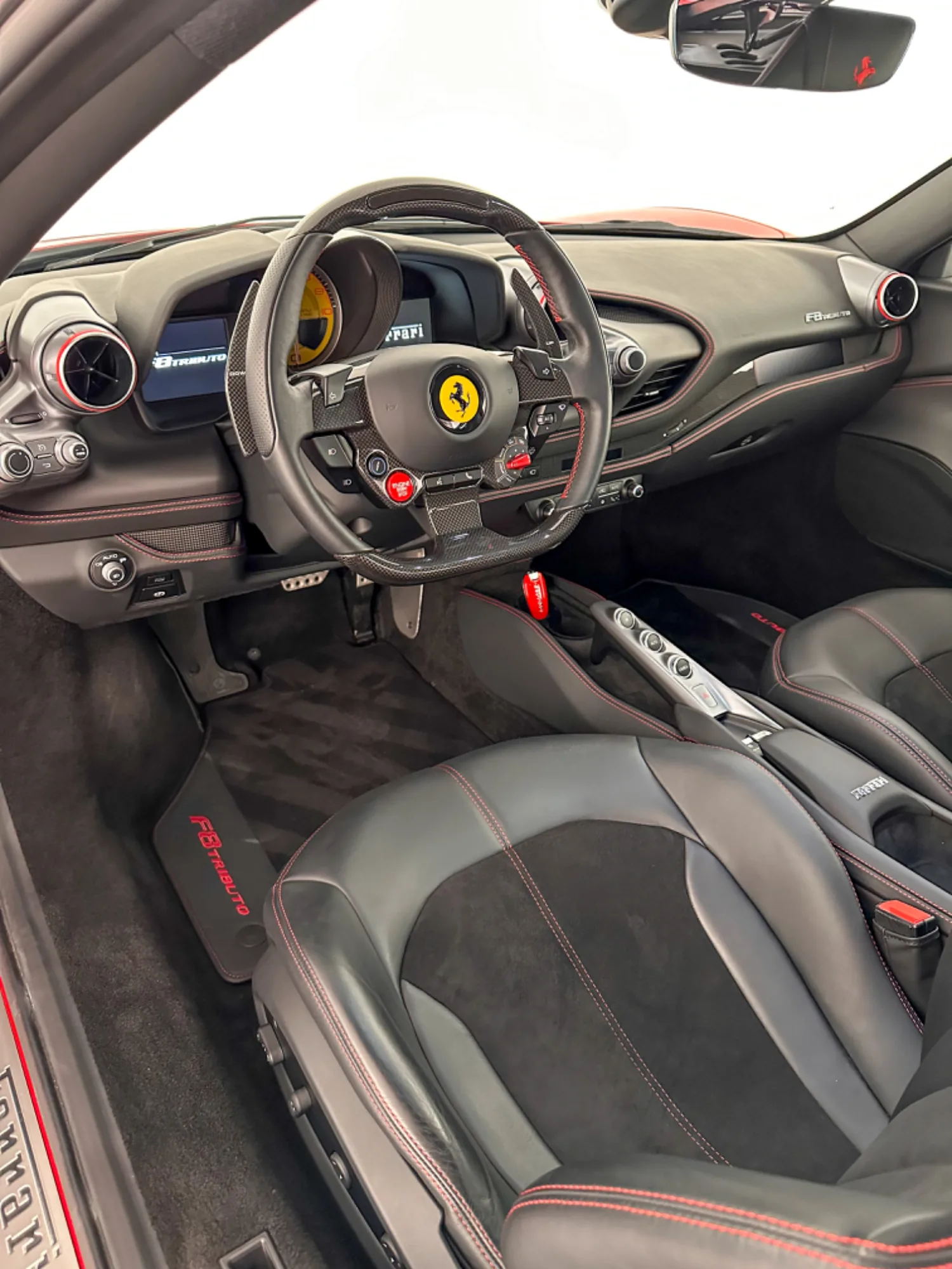 Ferrari F8, 2022: photo 12 from another angle