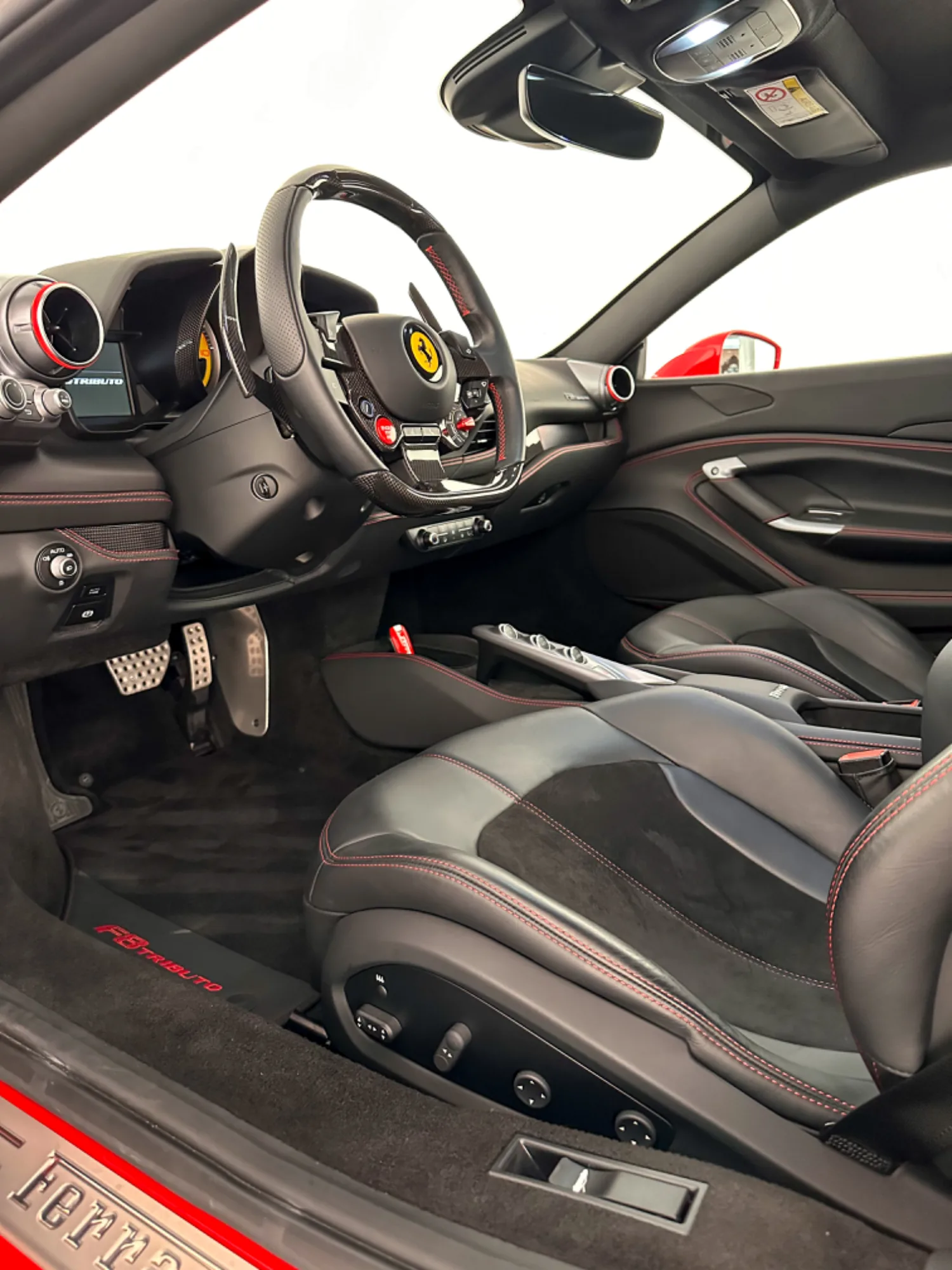 Ferrari F8, 2022: photo 13 from another angle