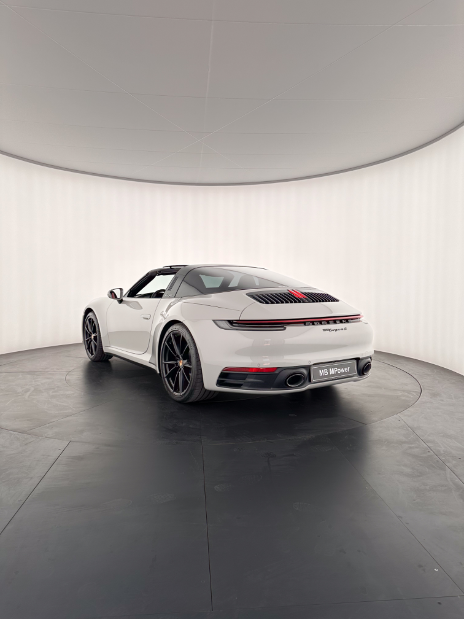 Porsche 992 Targa 4s, 2021: photo 7 from another angle