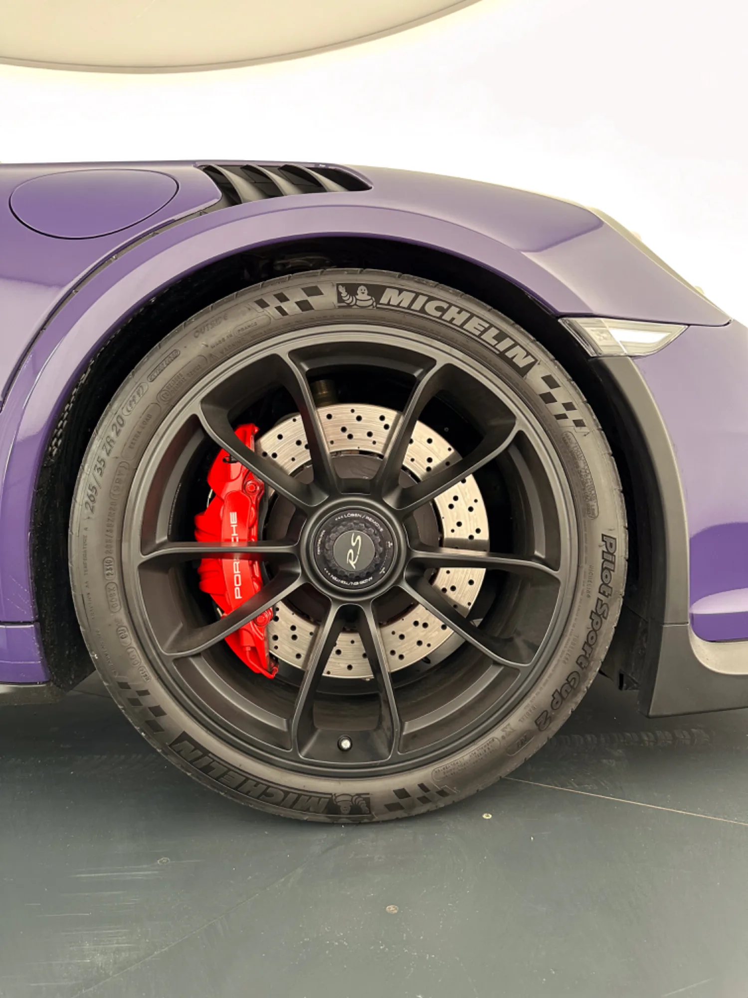 Porsche 991 Gt3Rs, 2016: photo 9 from another angle