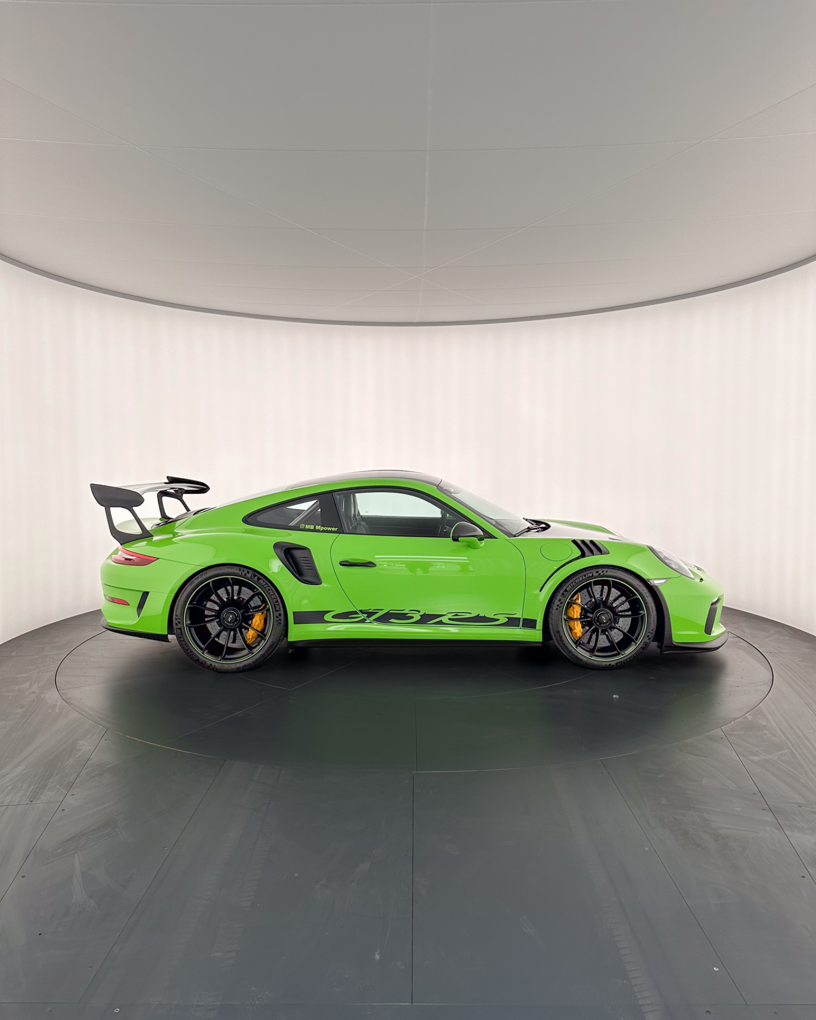Porsche Gt3Rs Mk2, 2019: photo 5 from another angle