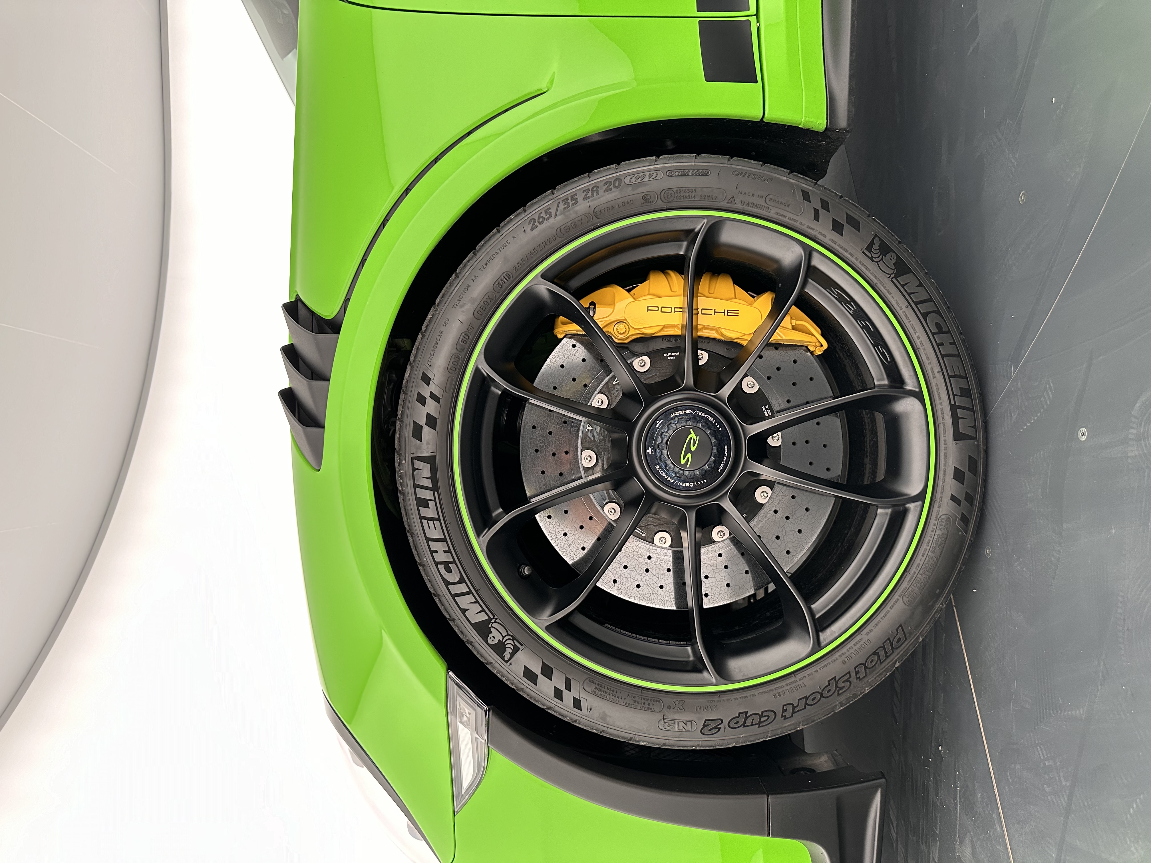 Porsche Gt3Rs Mk2, 2019: photo 12 from another angle