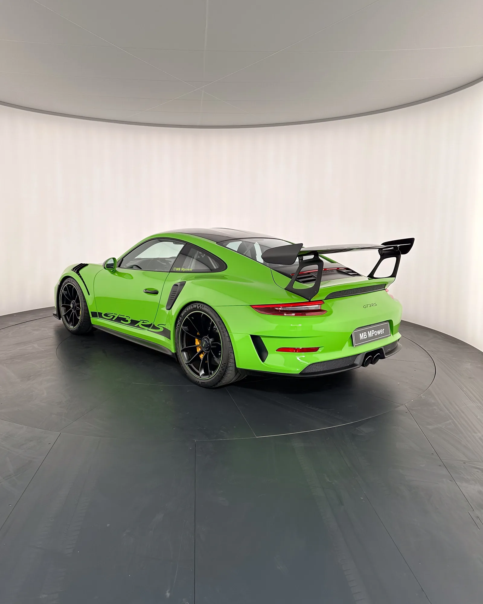 Porsche Gt3Rs Mk2, 2019: photo 7 from another angle