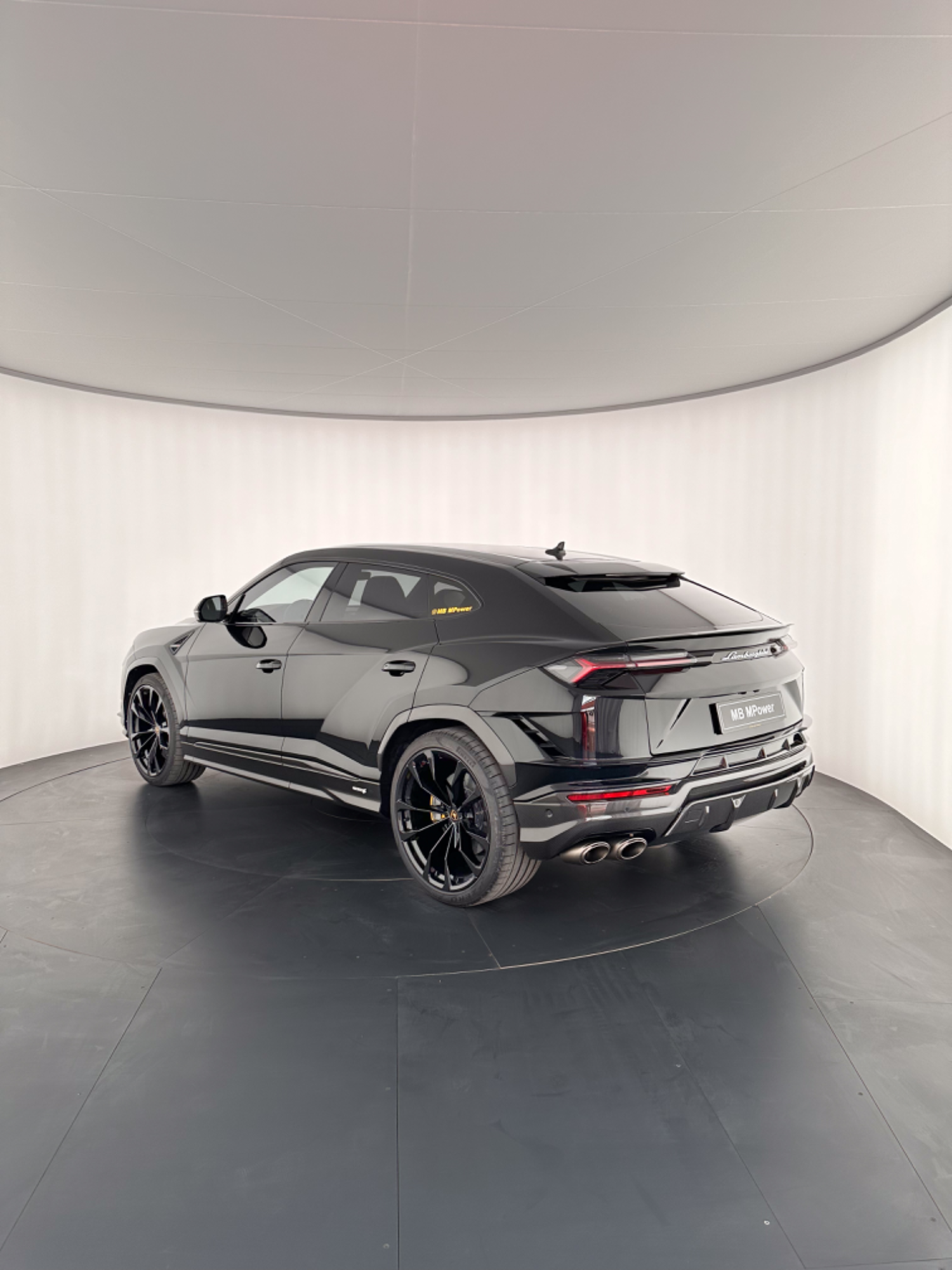 Lamborghini Urus S, 2023: photo 6 from another angle