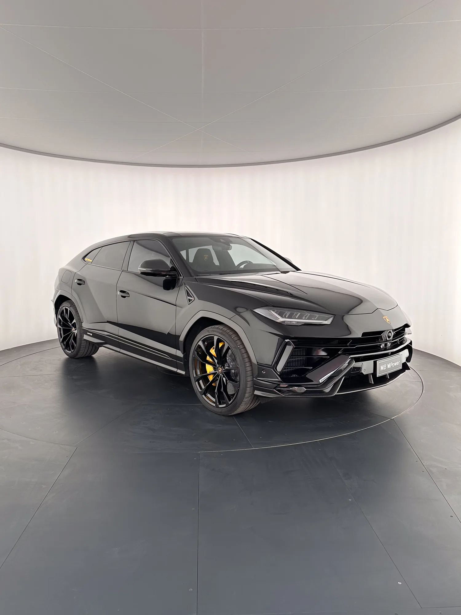 Lamborghini Urus S, 2023: photo 2 from another angle