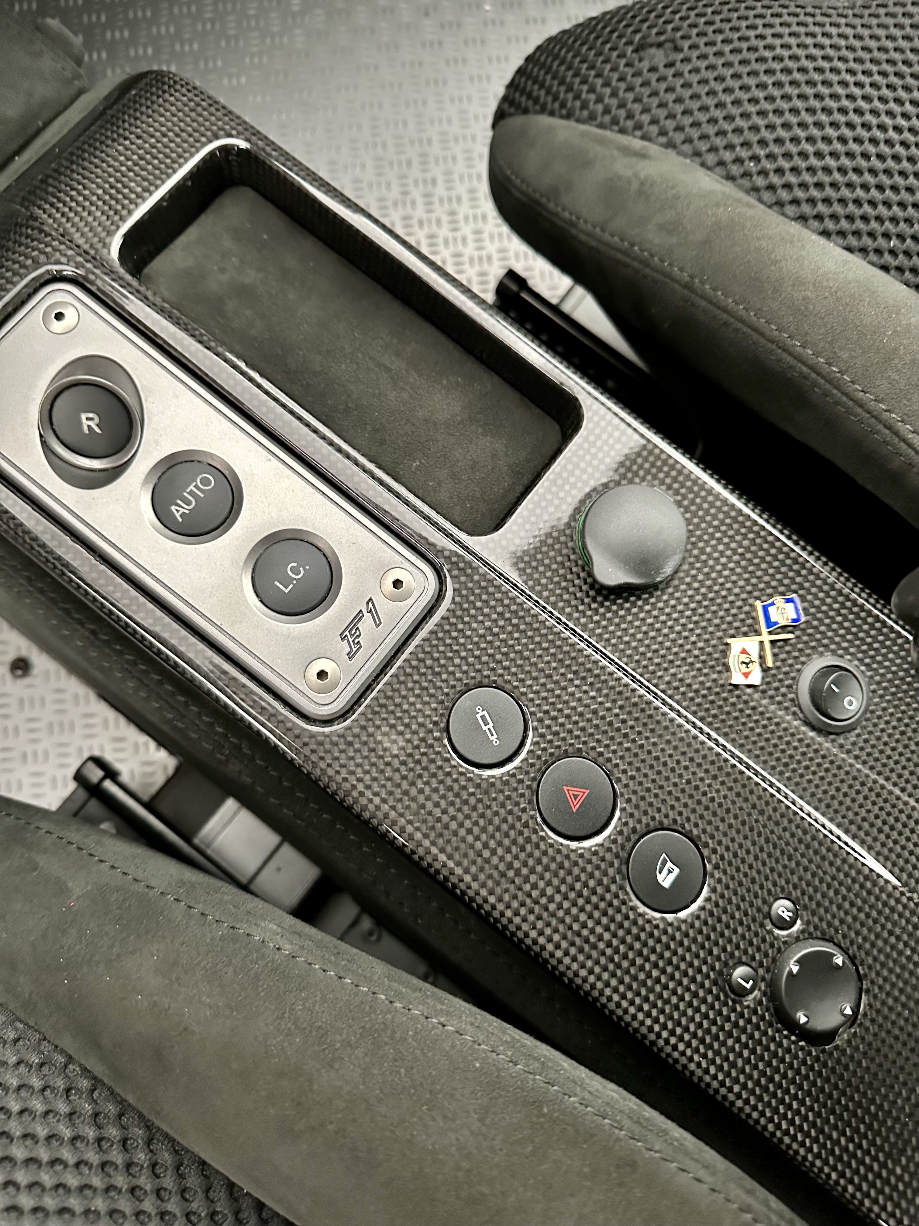 Ferrari 430 Scuderia Benzina, 2009: photo 13 from another angle