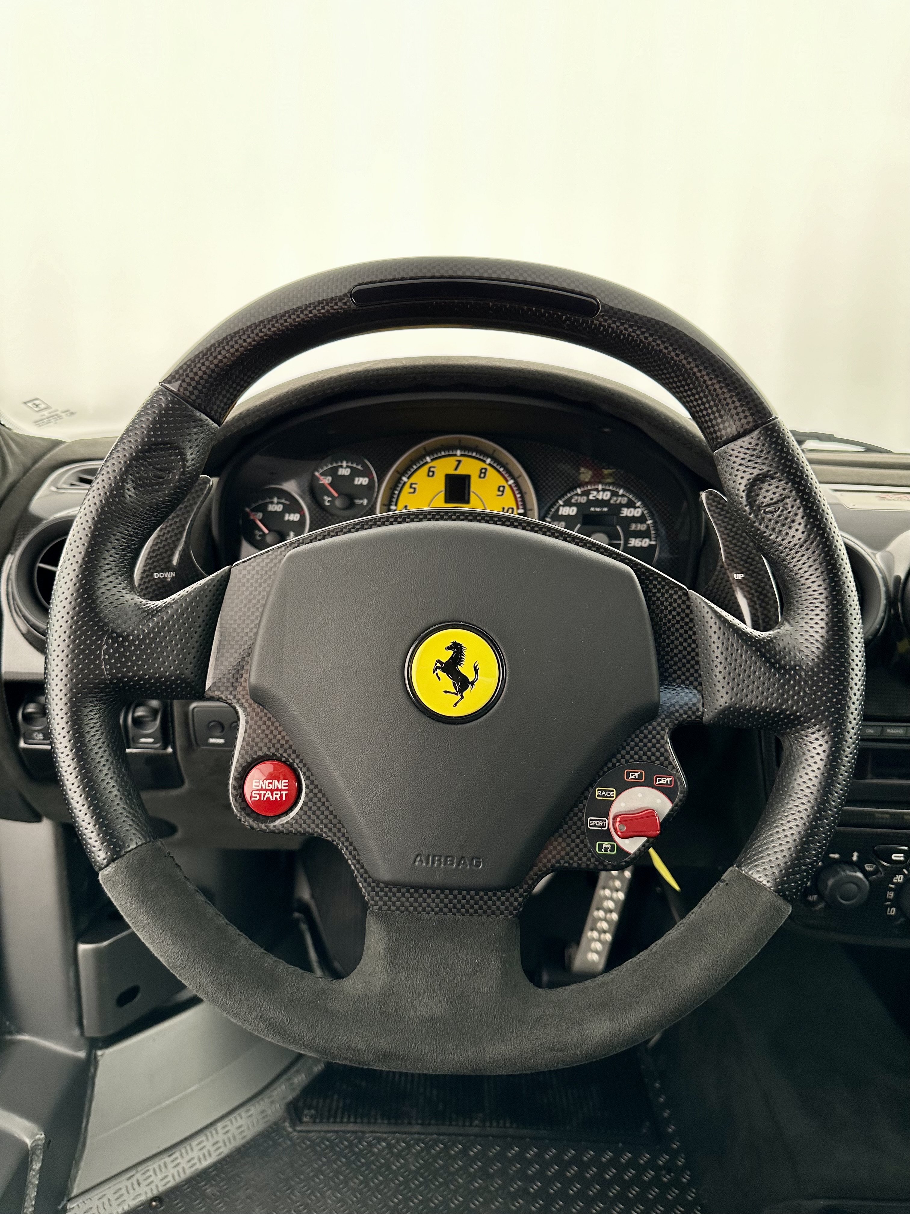 Ferrari 430 Scuderia Benzina, 2009: photo 14 from another angle