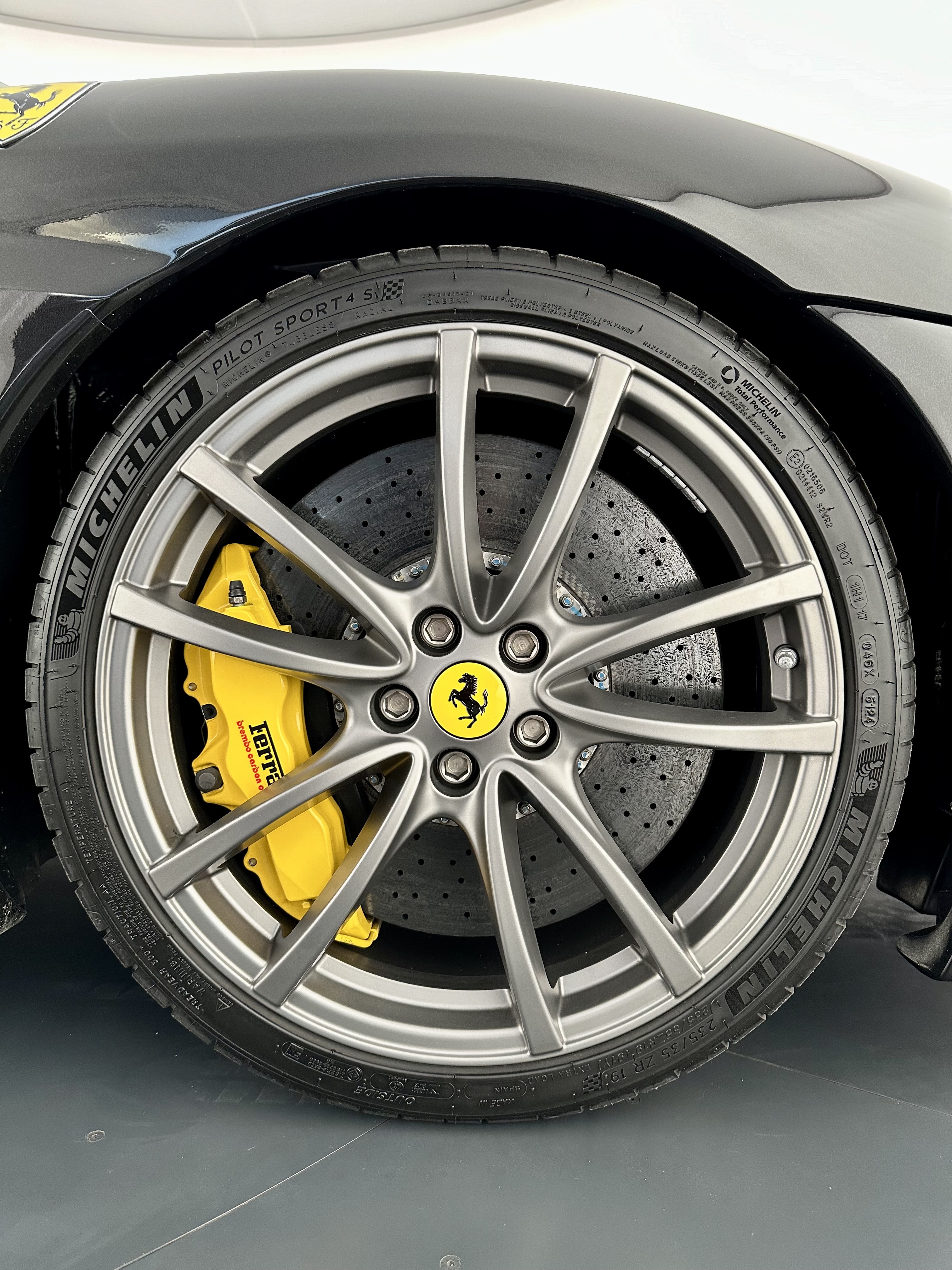 Ferrari 430 Scuderia Benzina, 2009: photo 18 from another angle