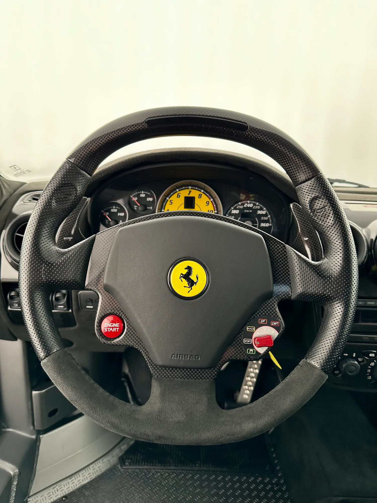 Ferrari 430 Scuderia Benzina, 2009: photo 14 from another angle