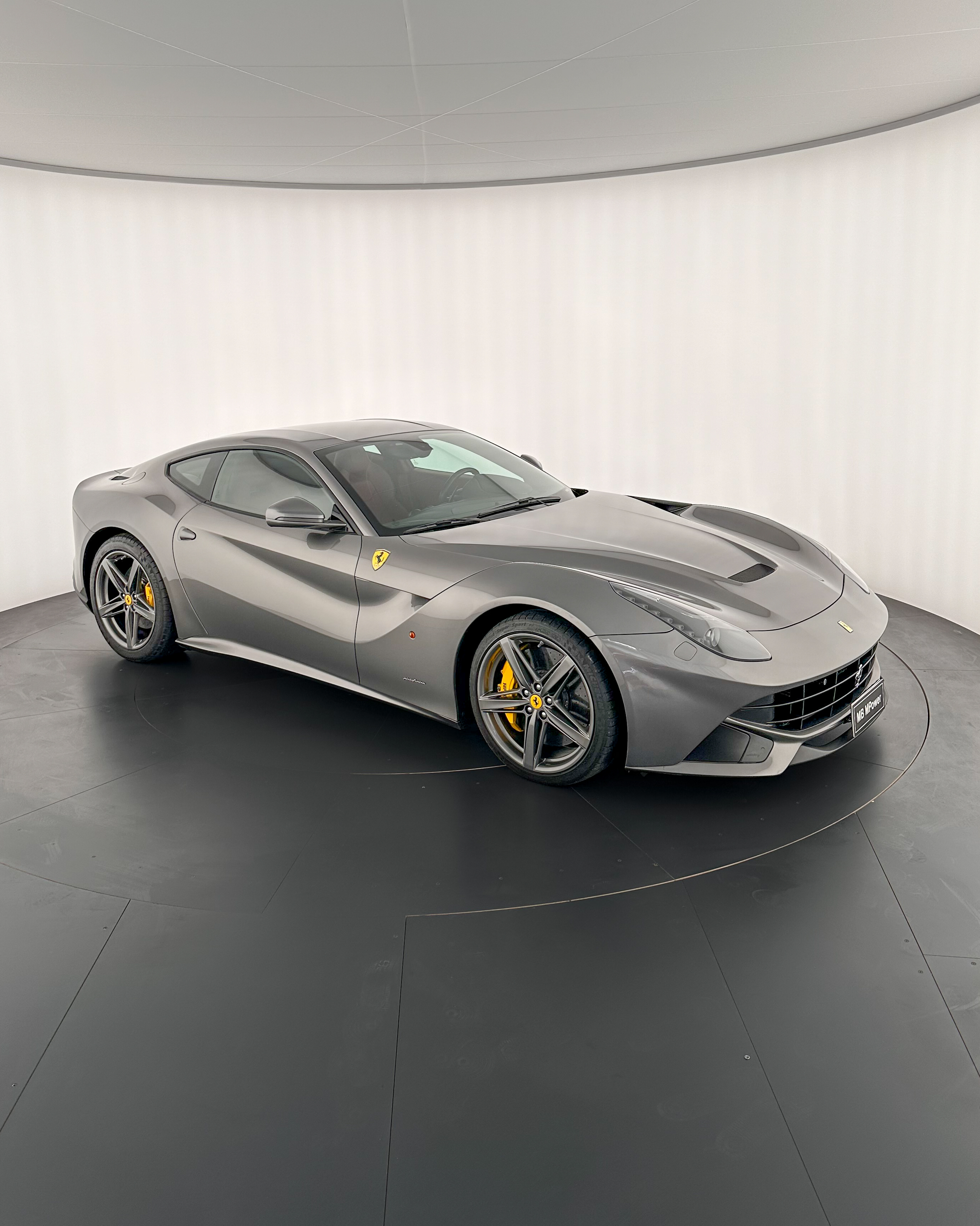 Ferrari F12, 2013: photo 6 from another angle