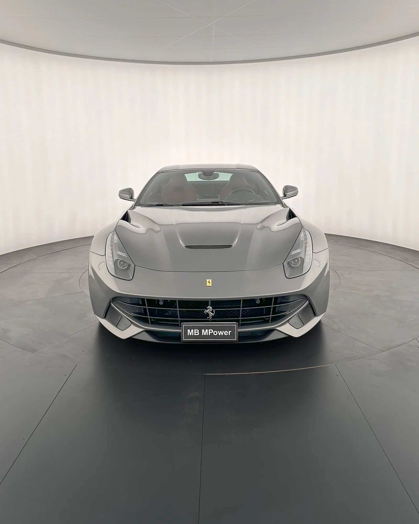 Ferrari F12, 2013: main vehicle photo