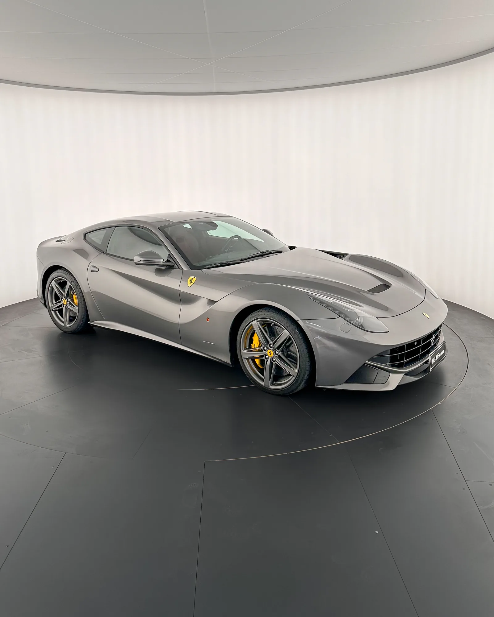 Ferrari F12, 2013: photo 6 from another angle