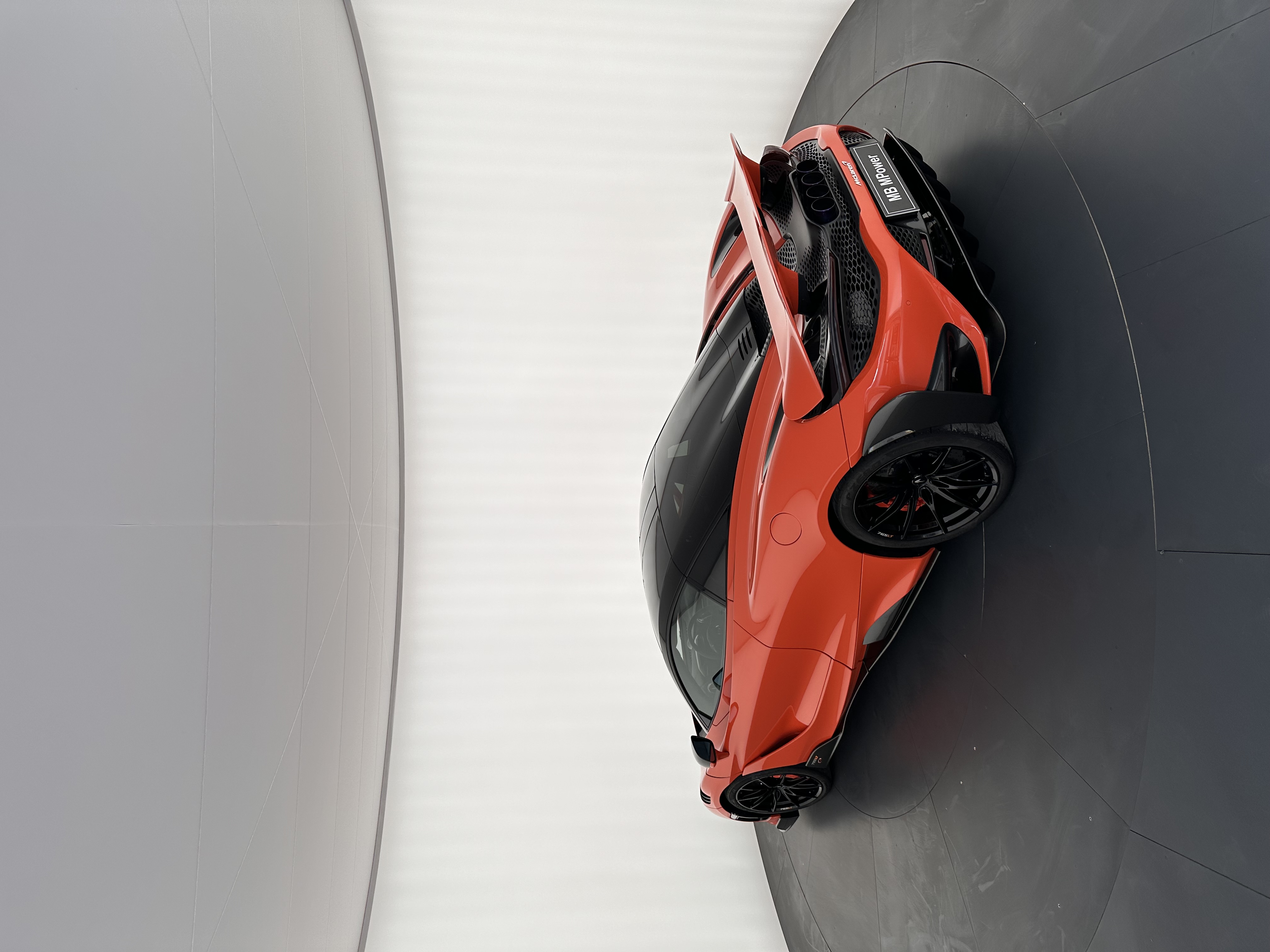 McLaren 765LT Coupé, 2021, Papaya Spark Orange: photo 9 from another angle