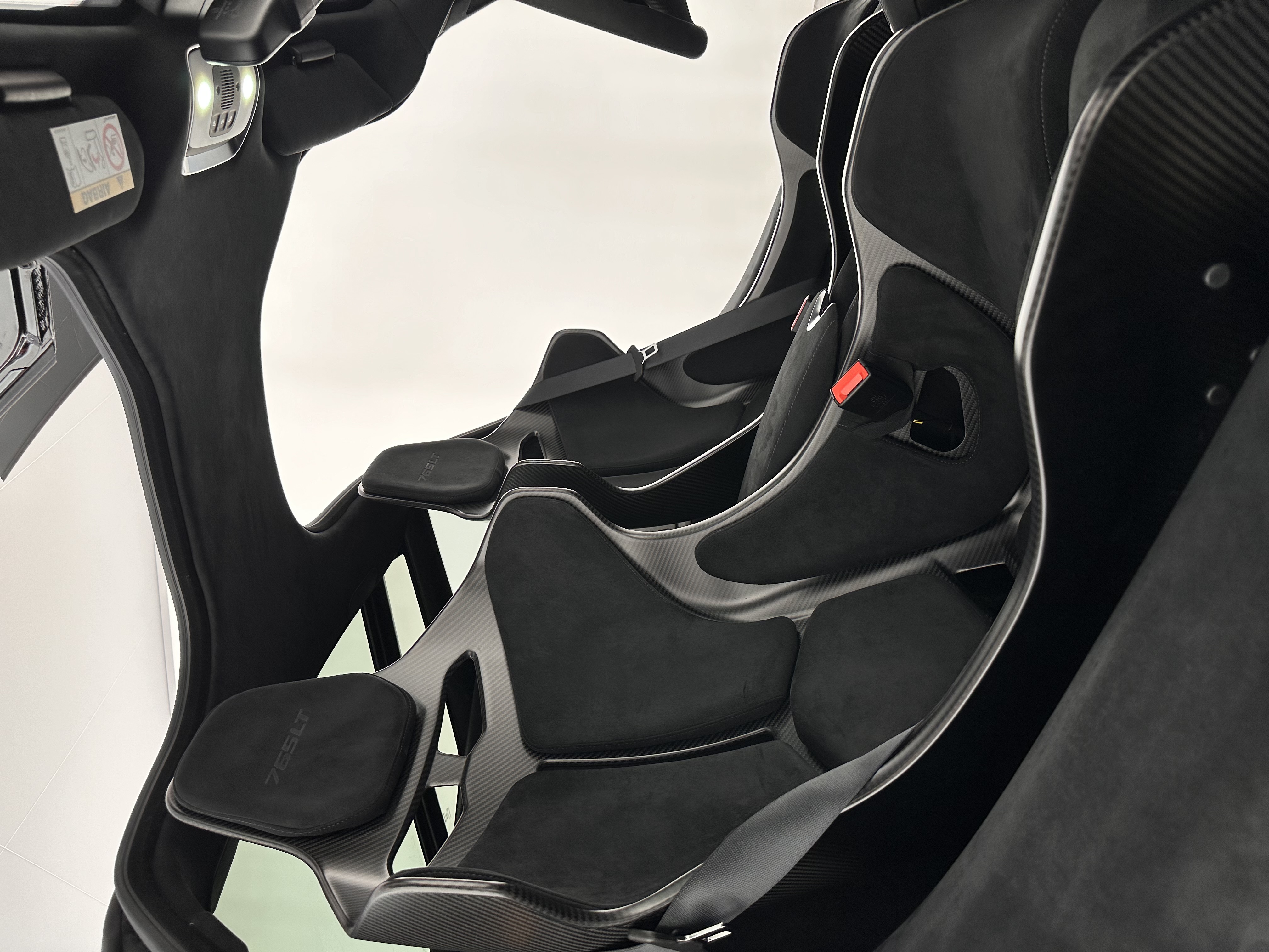 McLaren 765LT Coupé, 2021, Papaya Spark Orange: photo 11 from another angle