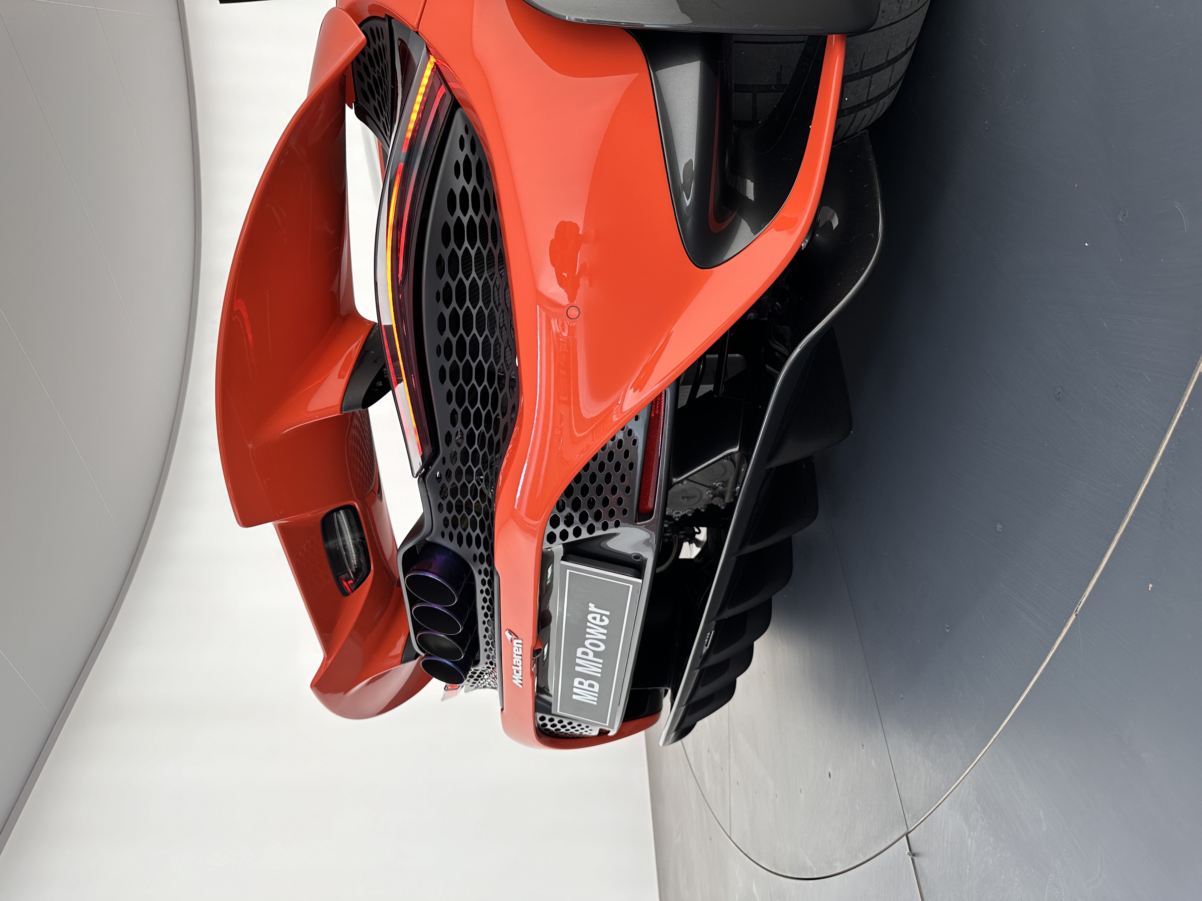 McLaren 765LT Coupé, 2021, Papaya Spark Orange: photo 16 from another angle