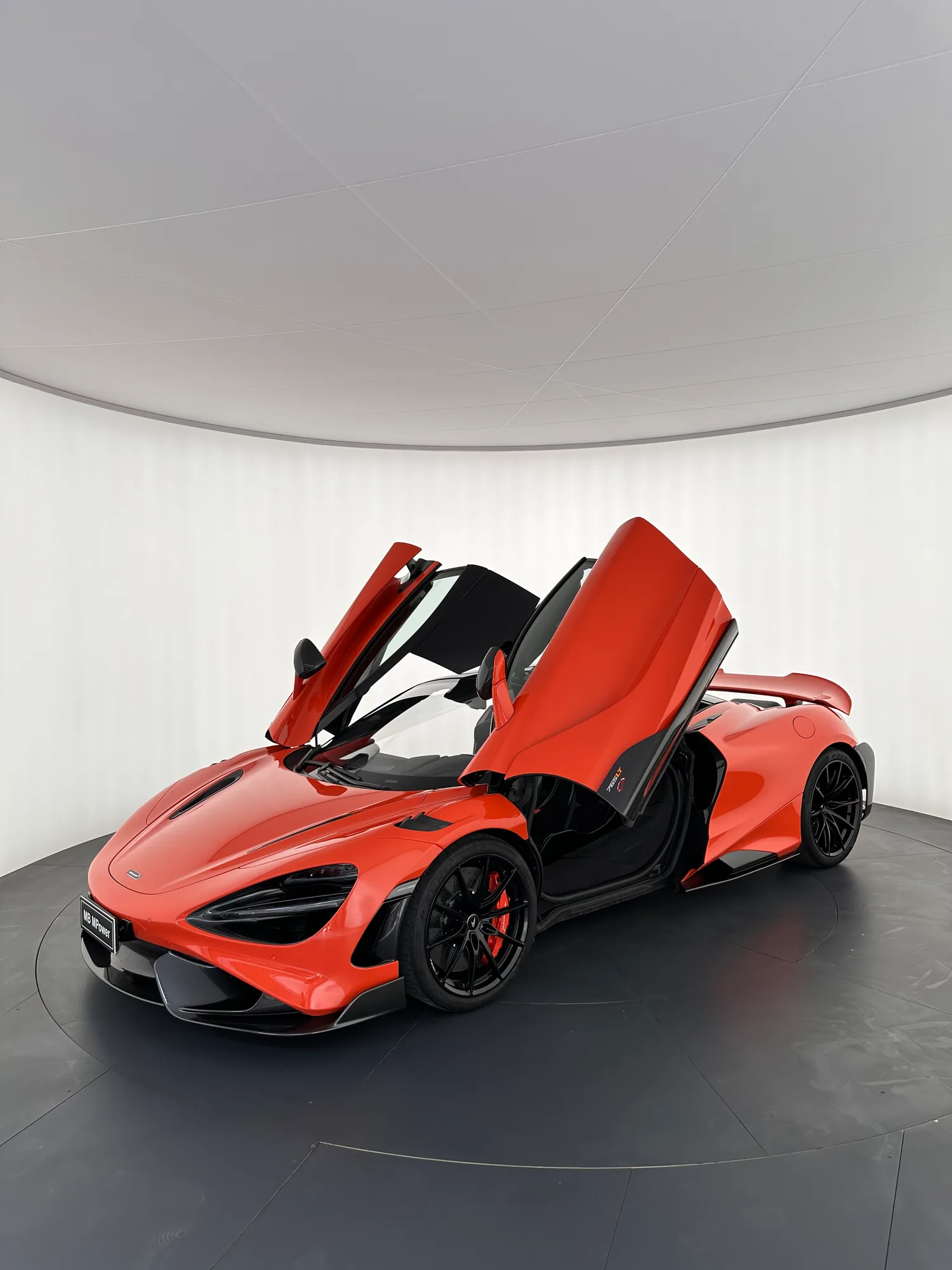 McLaren 765LT Coupé, 2021, Papaya Spark Orange: photo 15 from another angle