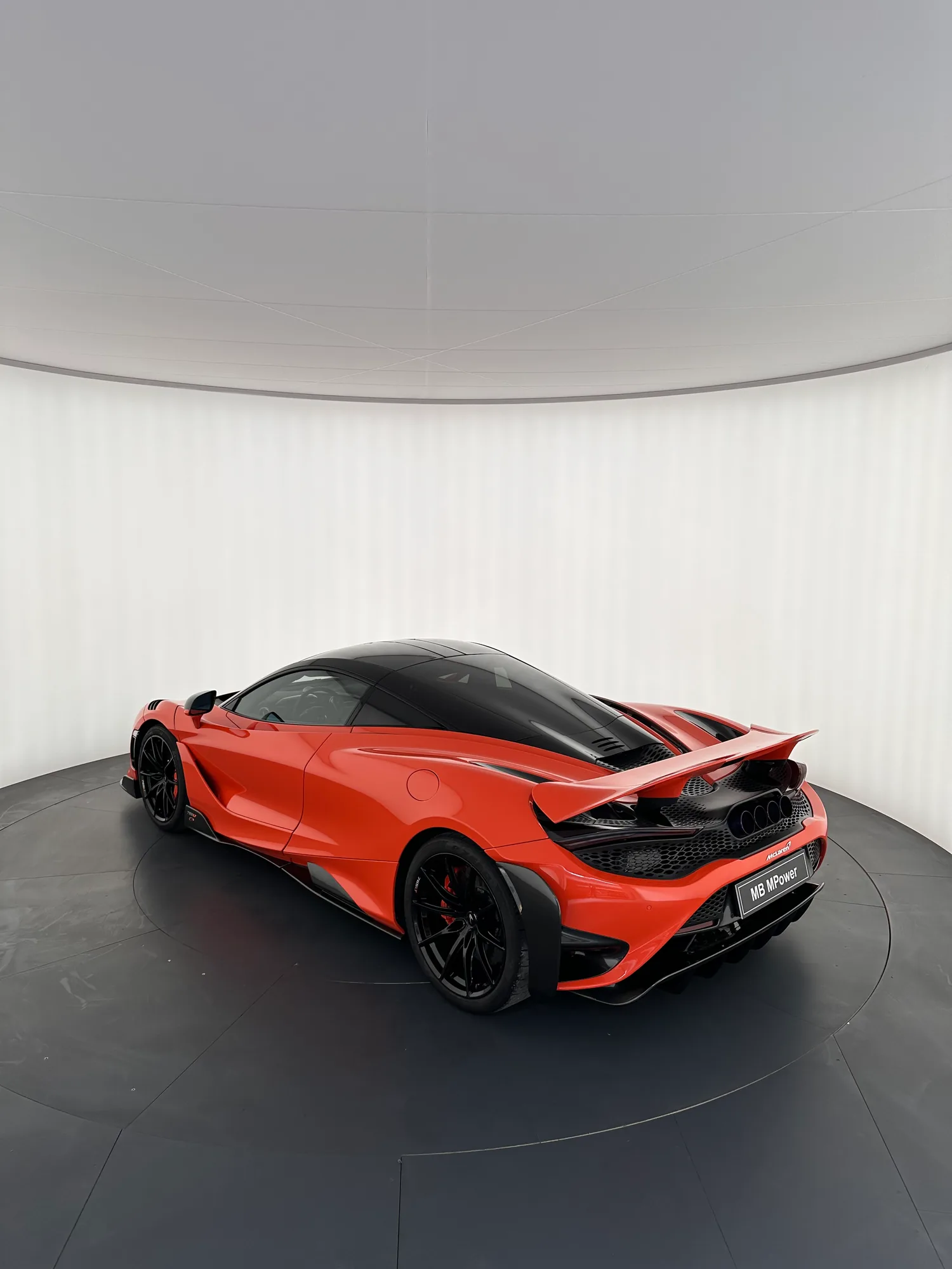 McLaren 765LT Coupé, 2021, Papaya Spark Orange: photo 9 from another angle