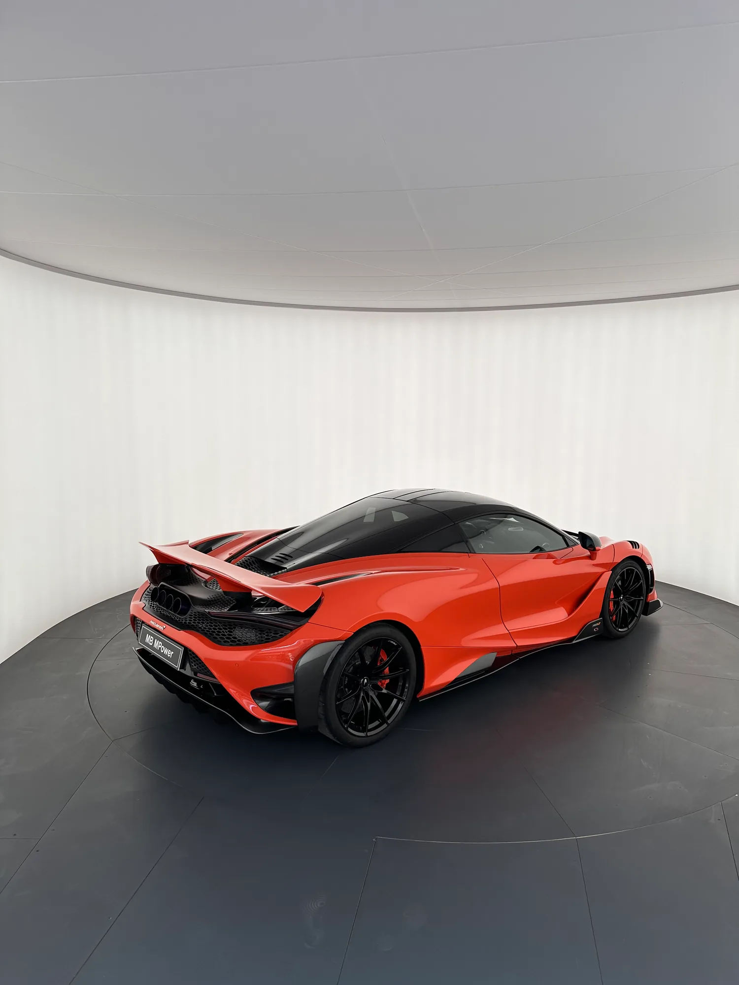McLaren 765LT Coupé, 2021, Papaya Spark Orange: photo 7 from another angle