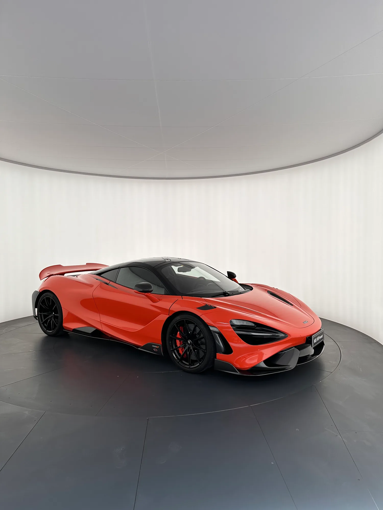 McLaren 765LT Coupé, 2021, Papaya Spark Orange: photo 6 from another angle